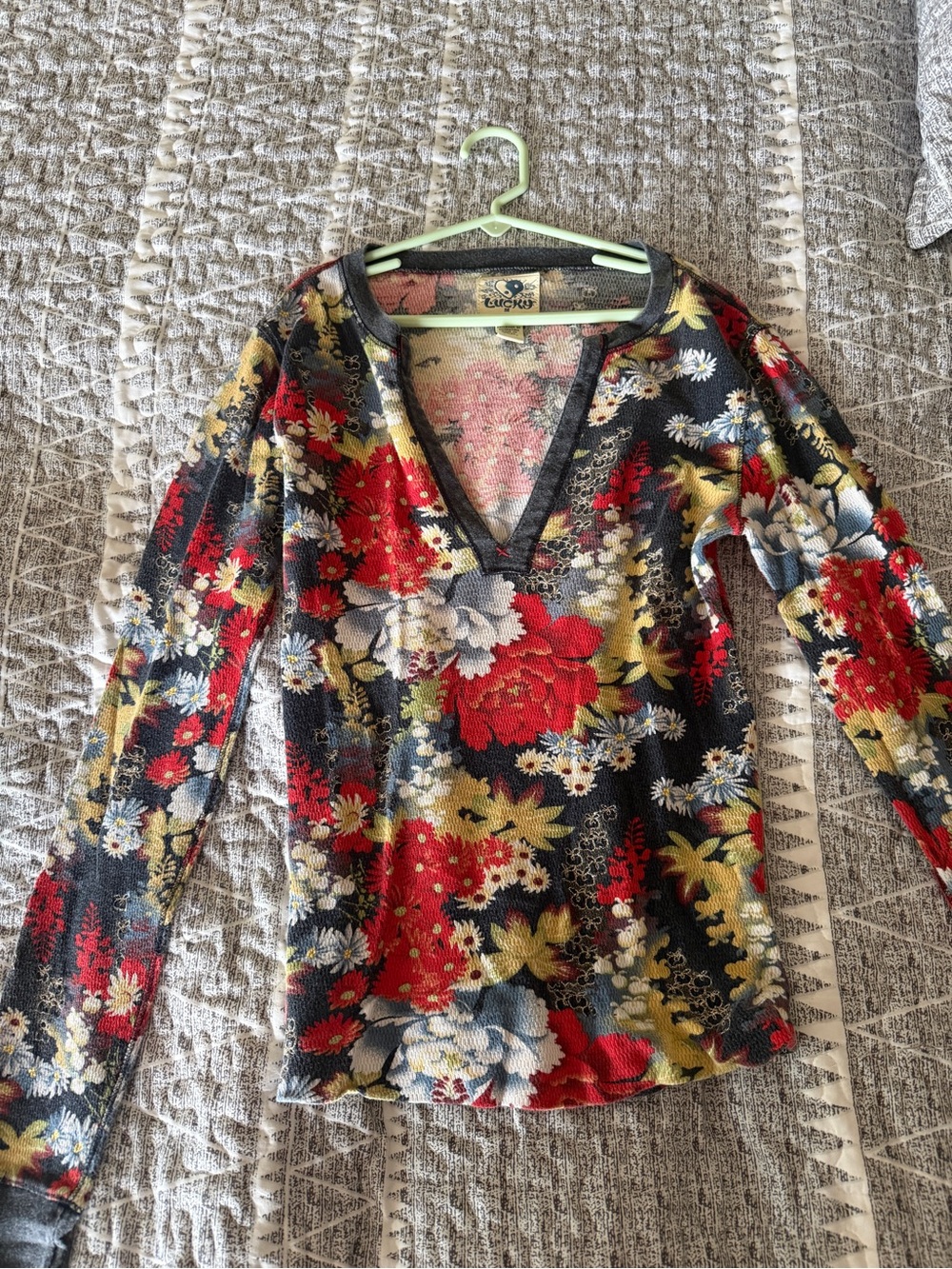 Lucky Y2K floral shirt